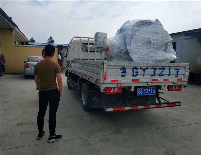 400L可傾燃氣煮鍋發往河南