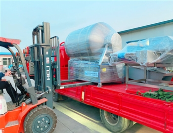 1200L變頻水冷泵真空滾揉機發往河南安陽