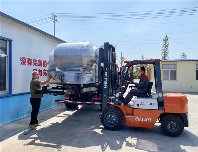 600L變頻水冷泵真空滾揉機發往武漢