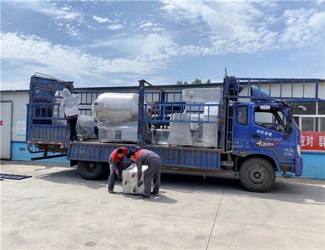 滾揉機、行星炒鍋、上料器、料車發貨安徽合肥