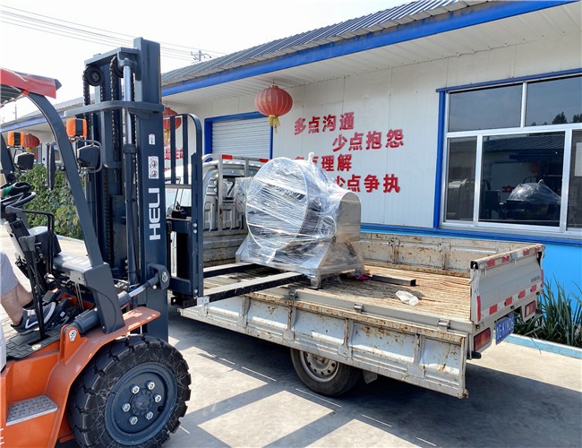 200L可傾電加熱夾層鍋發往日照