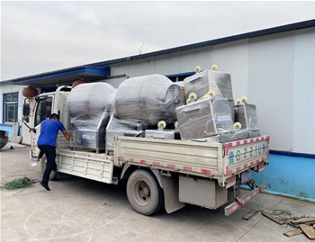 400L真空滾揉機4臺，200L料車10臺，發往河南安陽