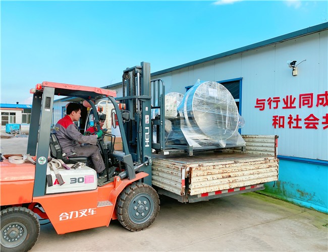 500L可傾電加熱夾層鍋2臺發往云南