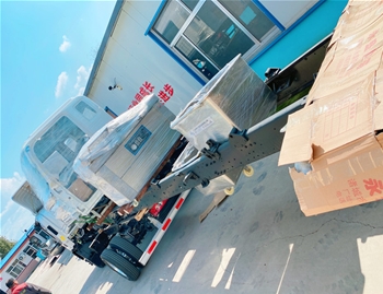 600雙室真空包裝機1臺，200L料車2臺發往河南漯河
