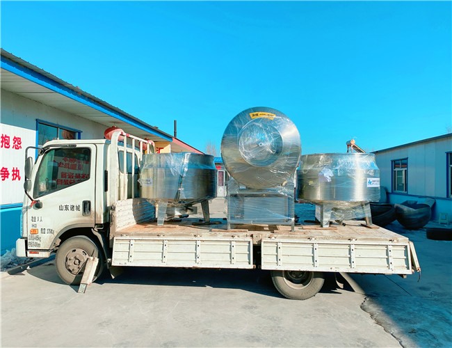 700L立式電加熱夾層鍋2臺，1200L真空滾揉機1臺，發貨河南